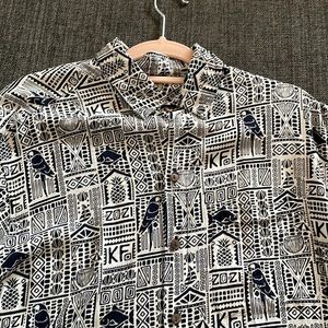 Casual Button Down w/ Ultra Soft Feel - Kenny Flowers (brand), Large - Like New